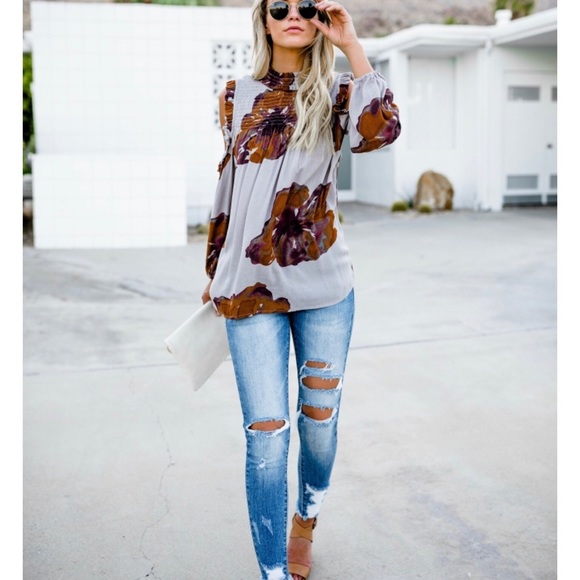 Love & Lilacs Cold Shoulder - Picture 2 of 8